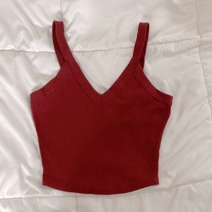 maroon cropped tank top